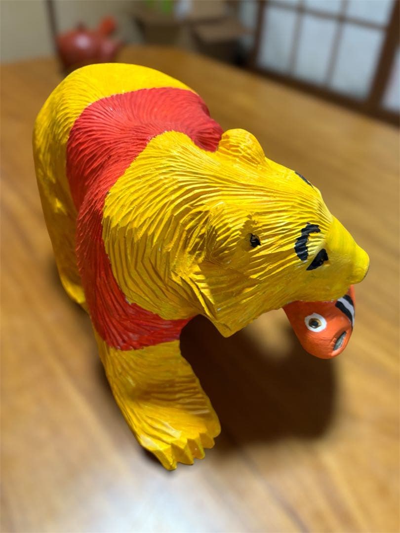 木彫り　熊　カスタム　ヒグマ　北海道　ペイント　オリジナル　クマノミ