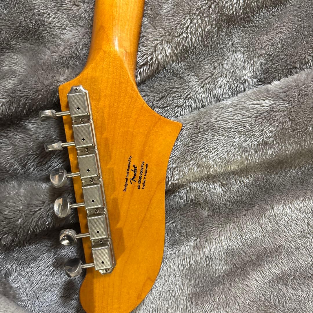 最終価格Squier Starcaster セミホロウボディ ギター