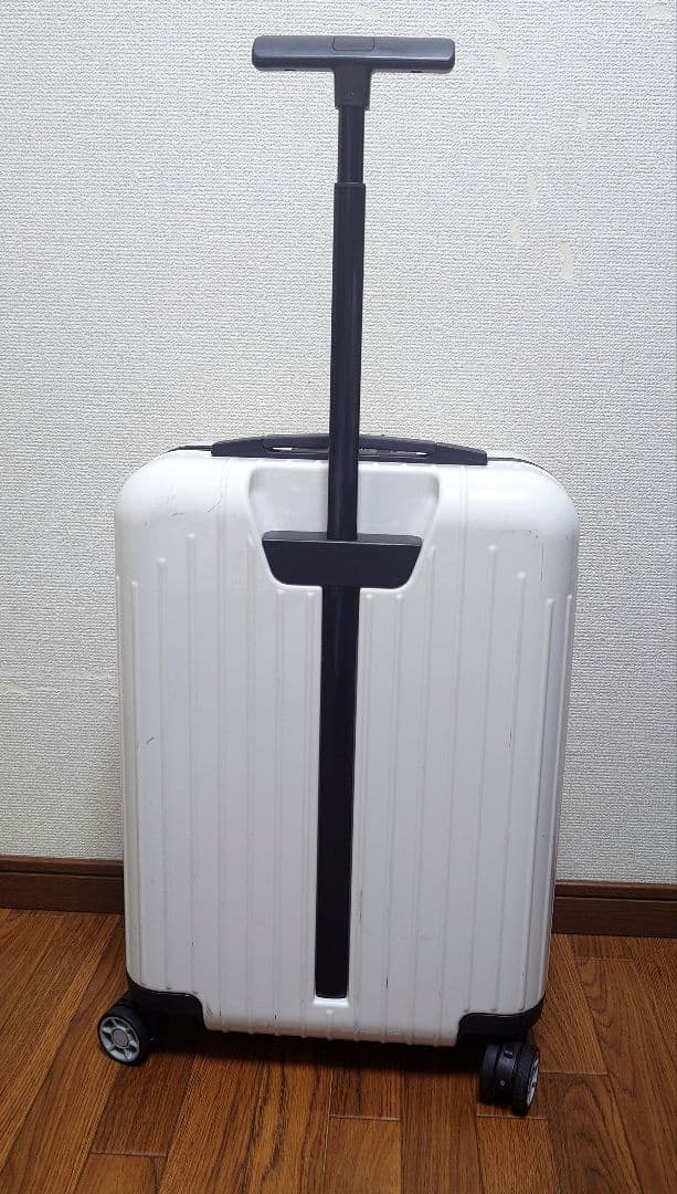 リモワ サルサ エアー 845.52 ホワイト 34L 4輪