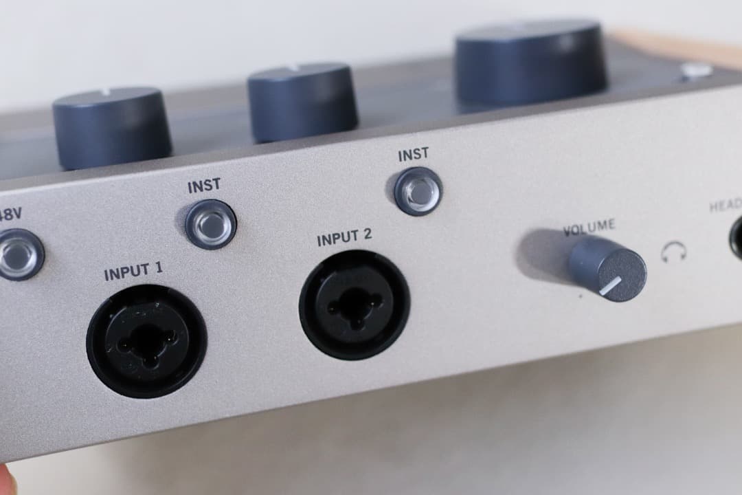 DTM・DAW UNIVERSAL AUDIO VOLT 276