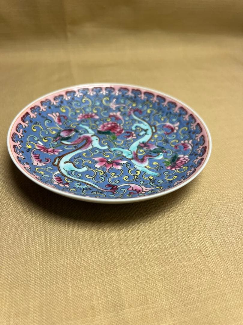 大清同治年製 粉彩龍紋皿 在銘 古美術 古美术