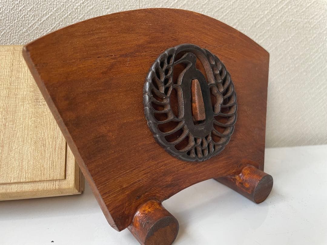 鍔　江戸時代鉄鍔　鶴丸透かし鍔