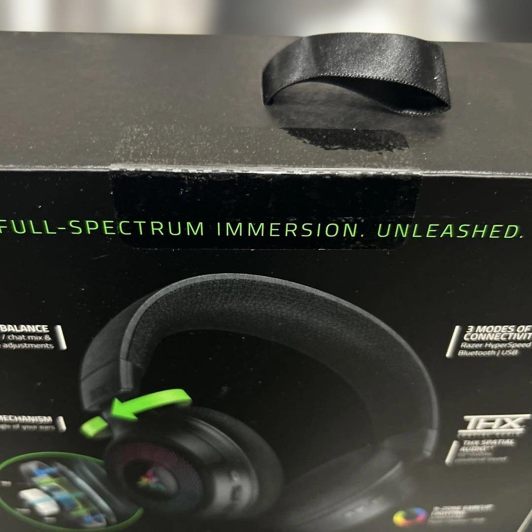 【新品】Razer Kraken V4