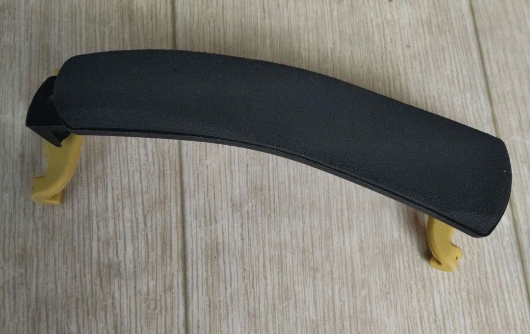 Regin1/8バイオリン、弓、肩当て、ケースセット