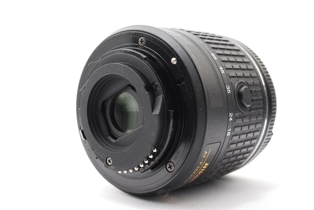 Nikon D5600 ダブルレンズ Wi-Fi搭載　スマホ転送　高画質　軽量