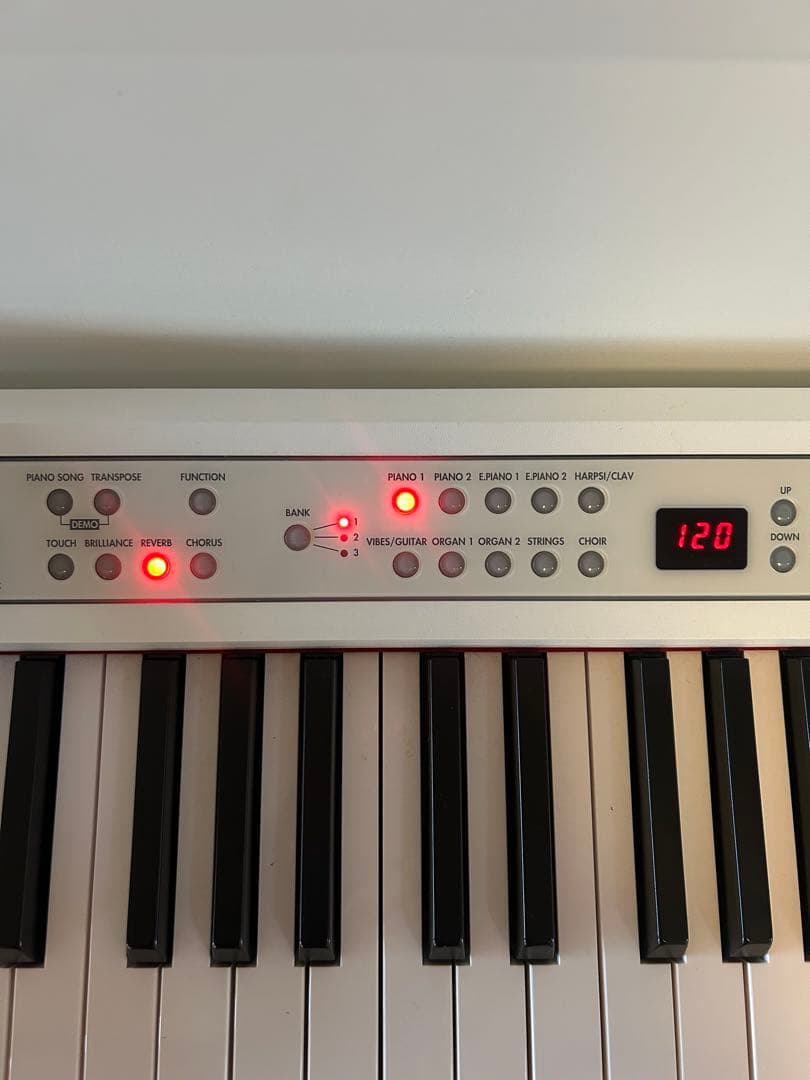 【引き取り希望⭐︎配達要相談】KORG LP-380 ホワイト電子ピアノ2023製