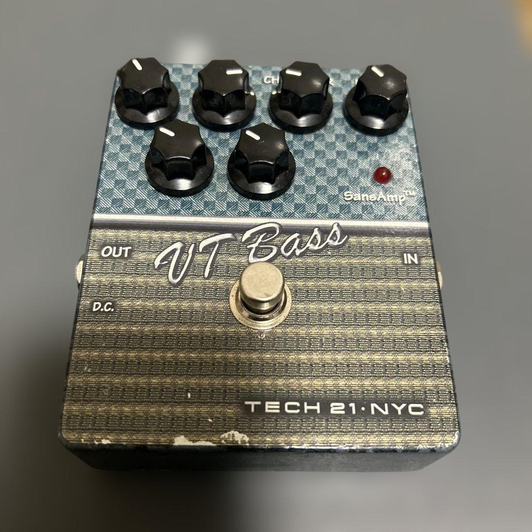 【ベース用プリアンプ】 TECH 21 VT Bass