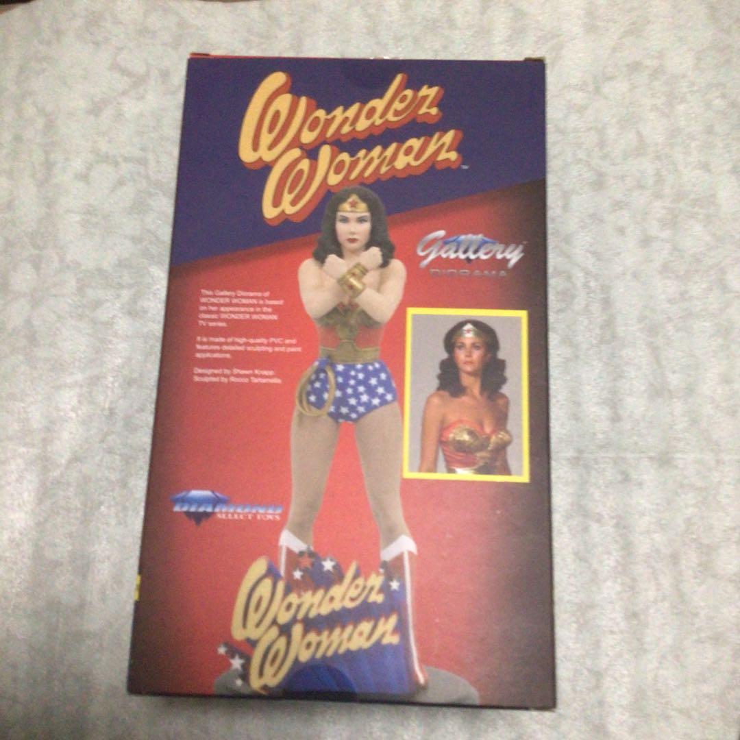 ワンダーウーマン　スタチュー　開封済中古品