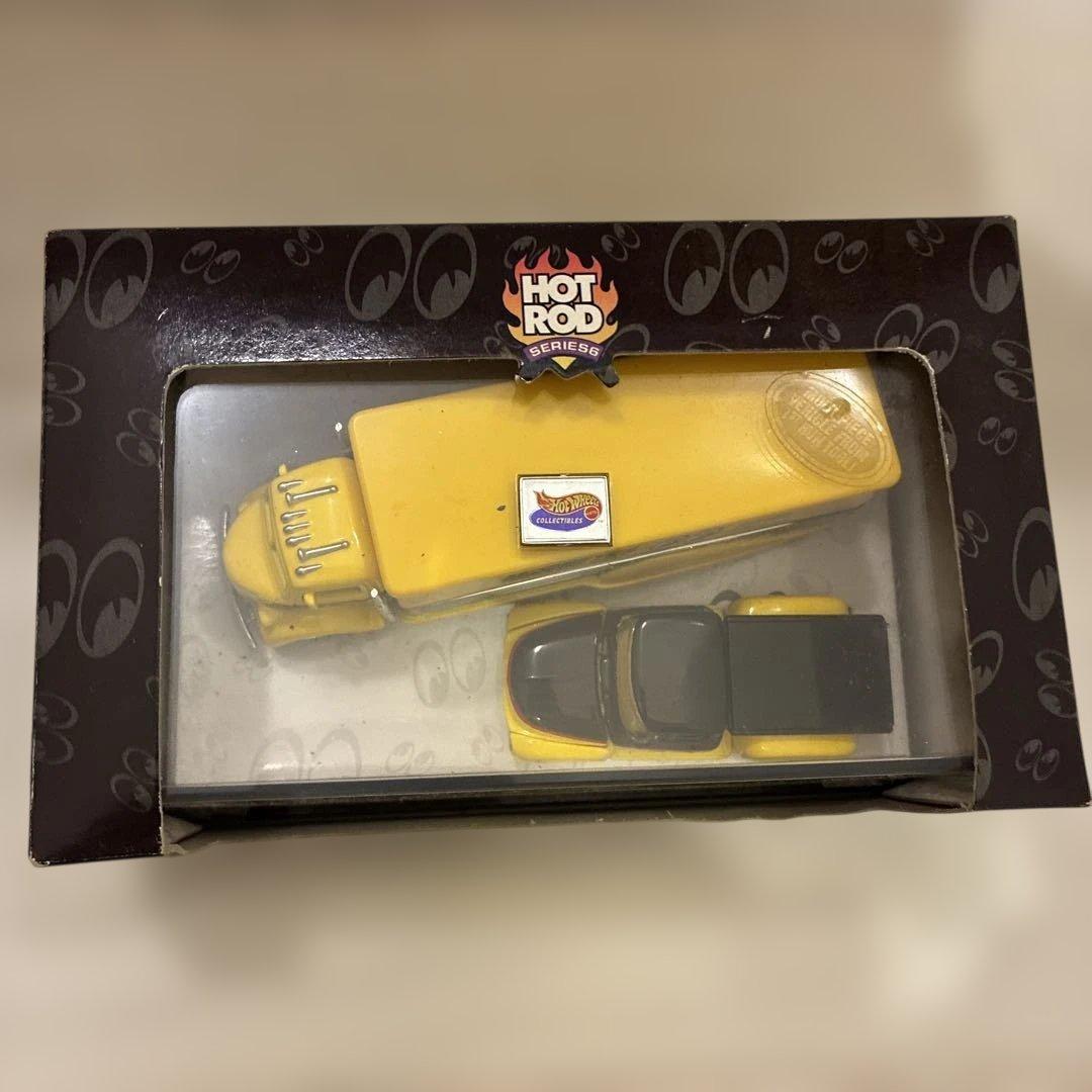 Hot Wheels MOON Equipped ミニカーセット