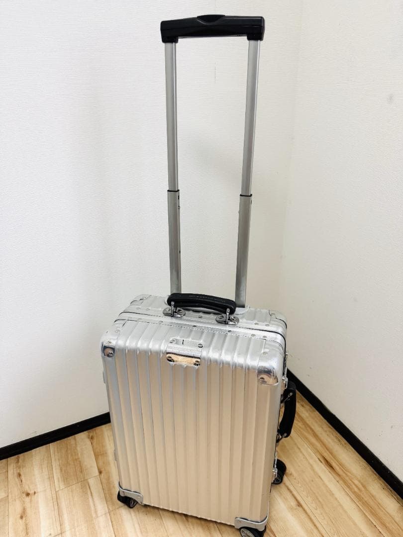 【廃盤品】RIMOWA リモワ クラシックフライト キャビンS 33L【4輪】