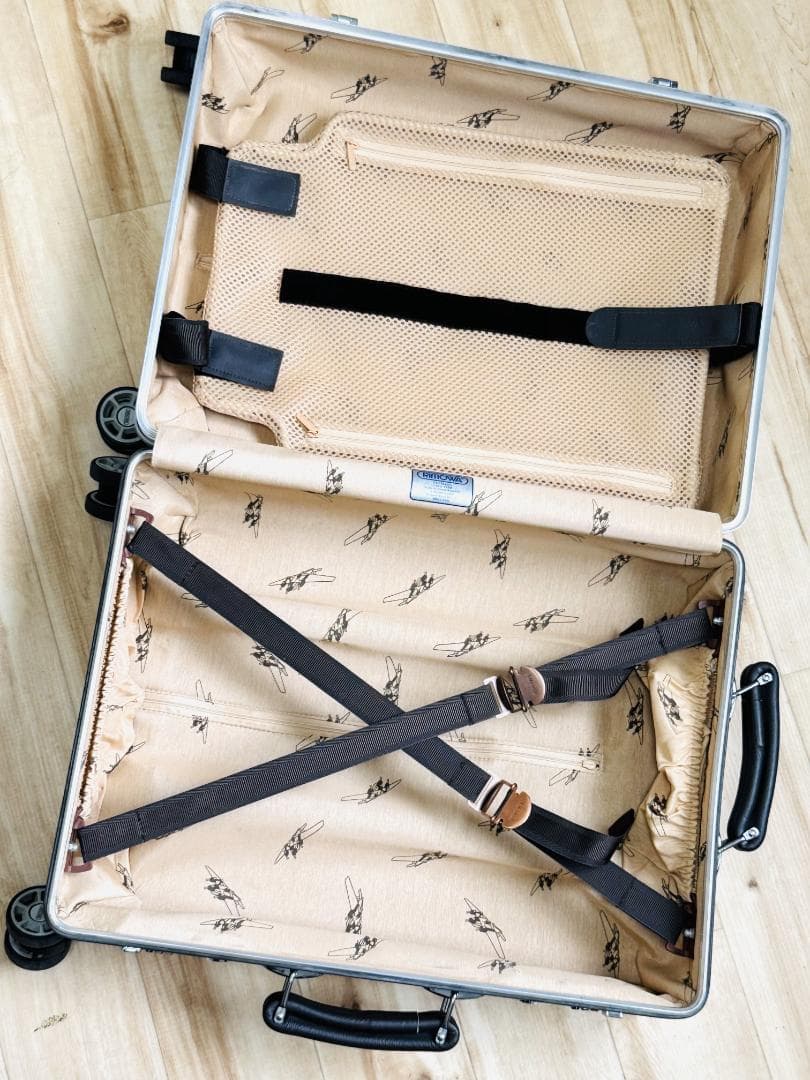 【廃盤品】RIMOWA リモワ クラシックフライト キャビンS 33L【4輪】