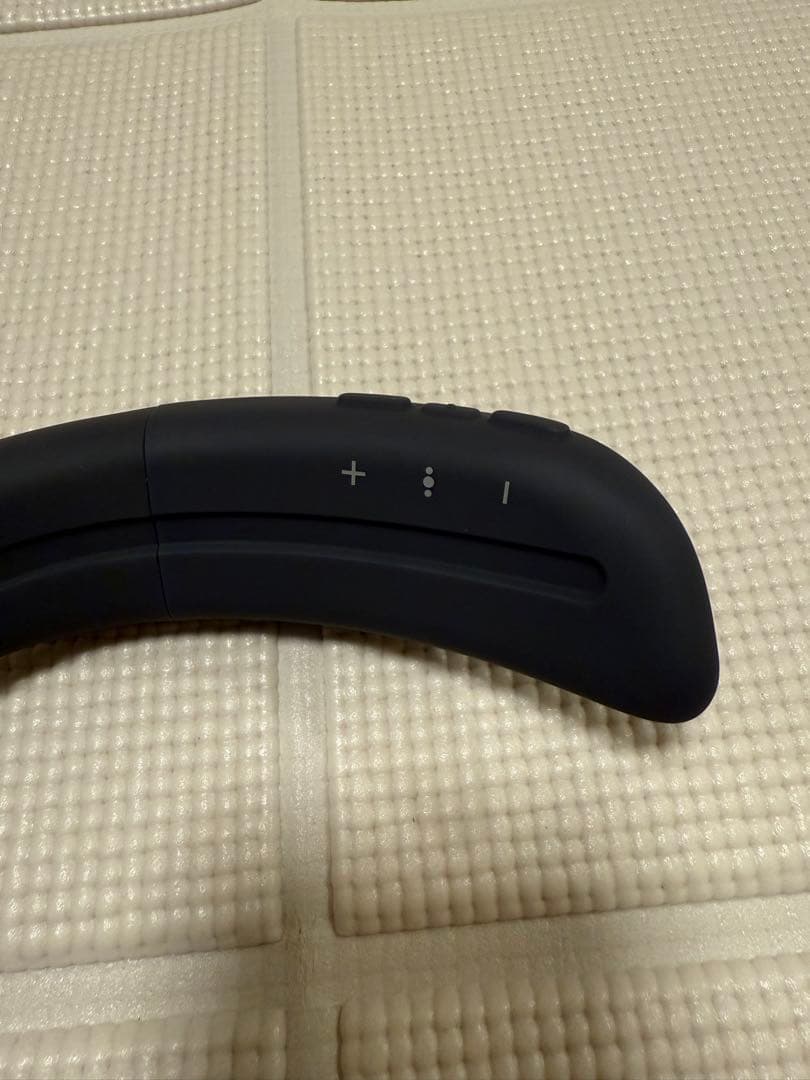 Boseネックスピーカー（即購入OKです）