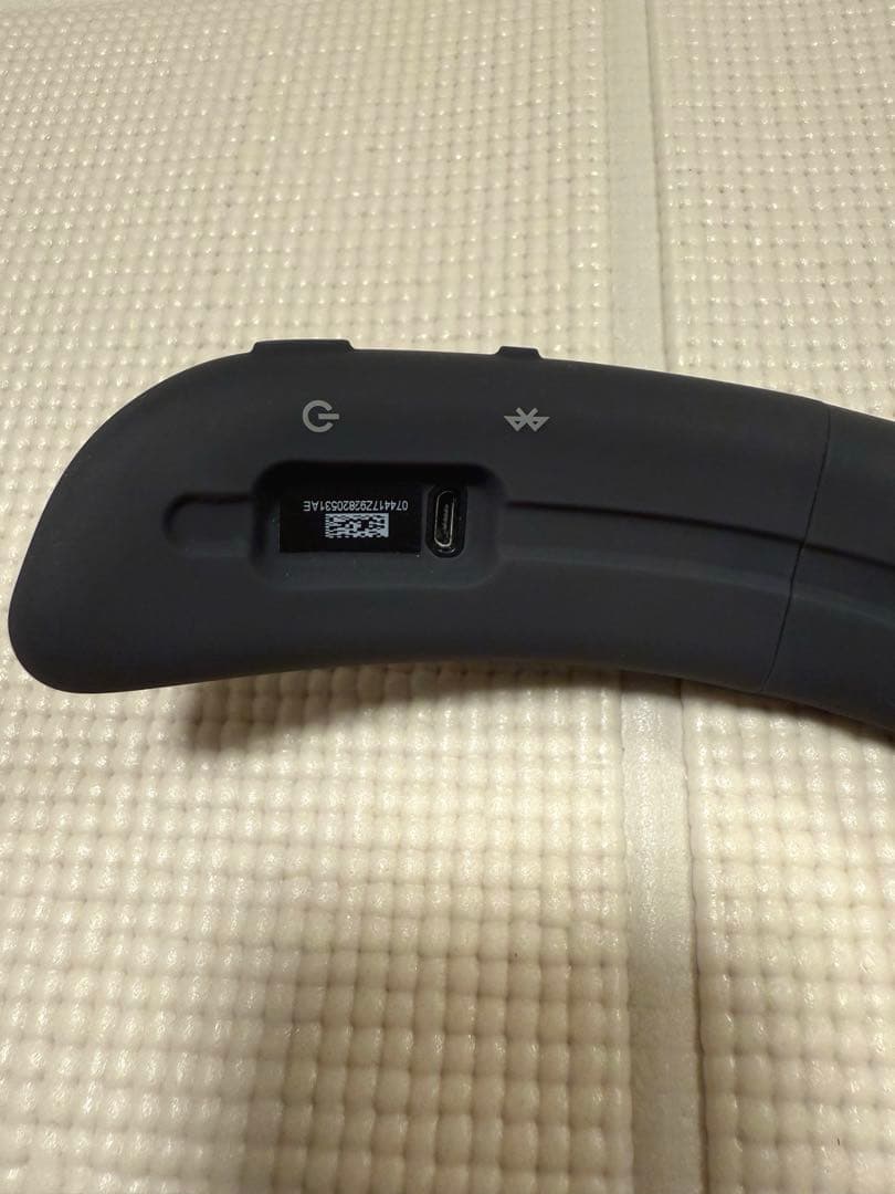 Boseネックスピーカー（即購入OKです）