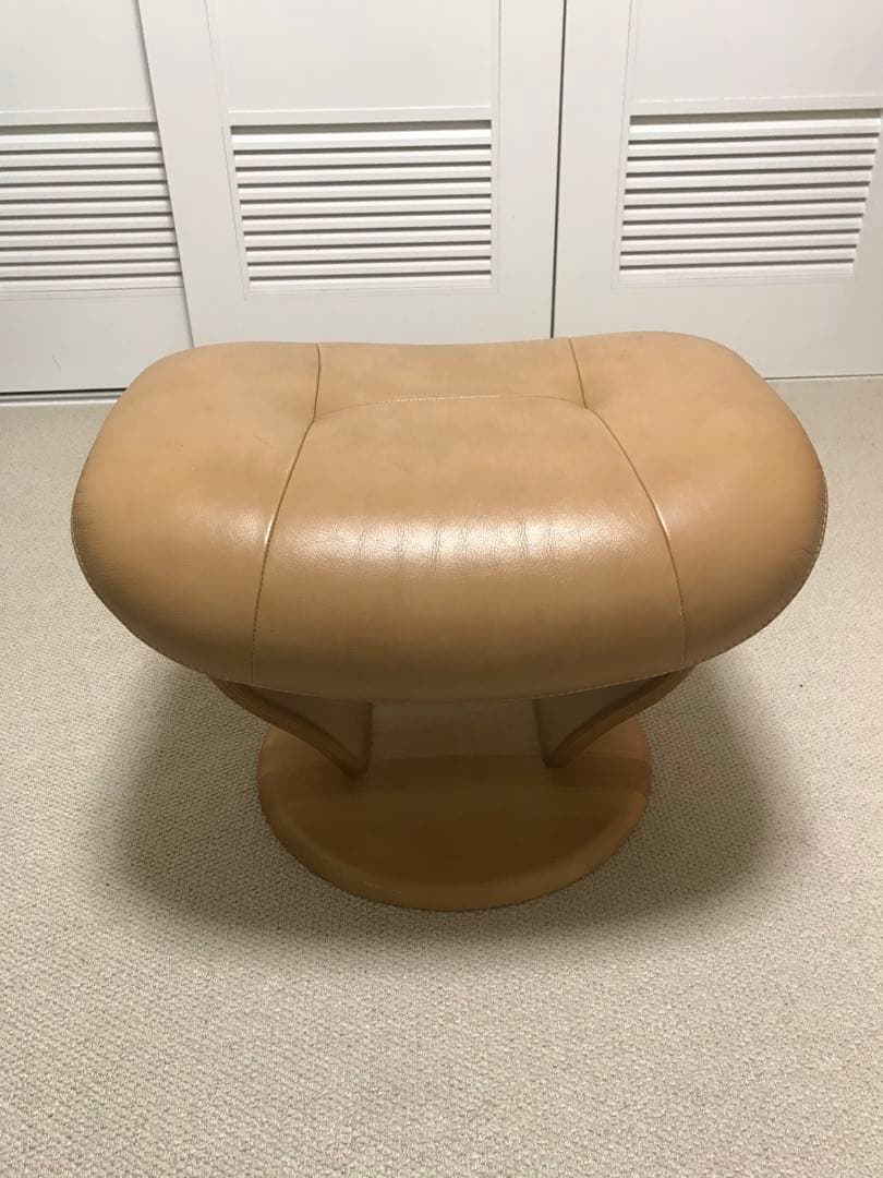 Karimoku／カリモク　オットマン