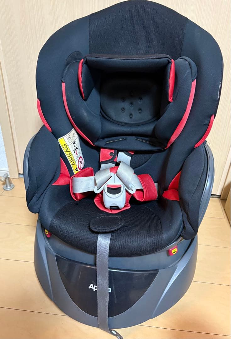 Aprica アップリカ ディアターンプラス バウンシングブラック　新生児OK