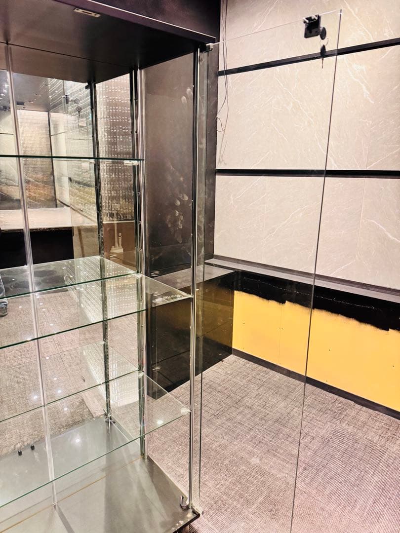 業務用 ガラスショーケース 鍵付き LED照明付き 送料込み