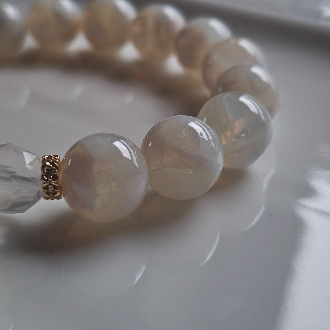 銀線水蓮花回紋緑度母天珠　スノーガーデン　ムーンクオーツ