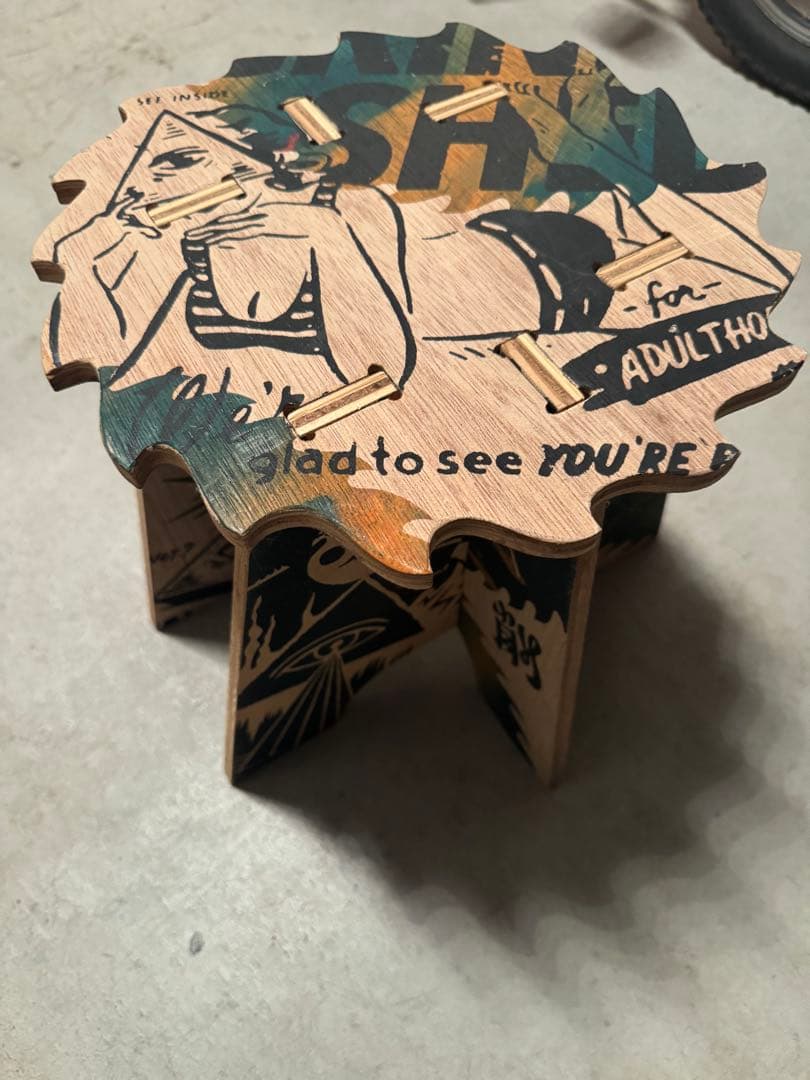 激レア　GRINDLODGE カスタム　スツール