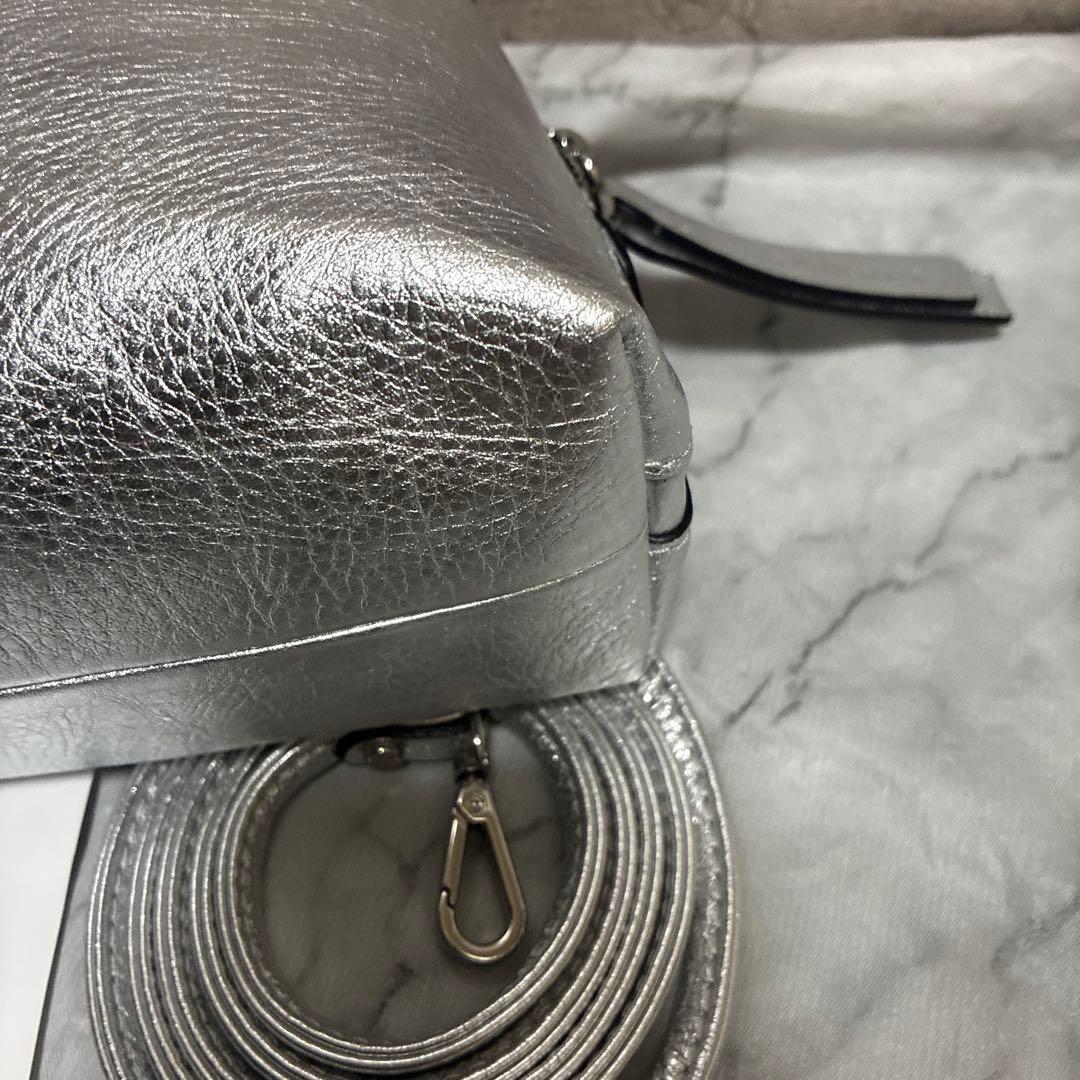 未使用　ジャンニキャリーニ アリファ Ｓシルバー