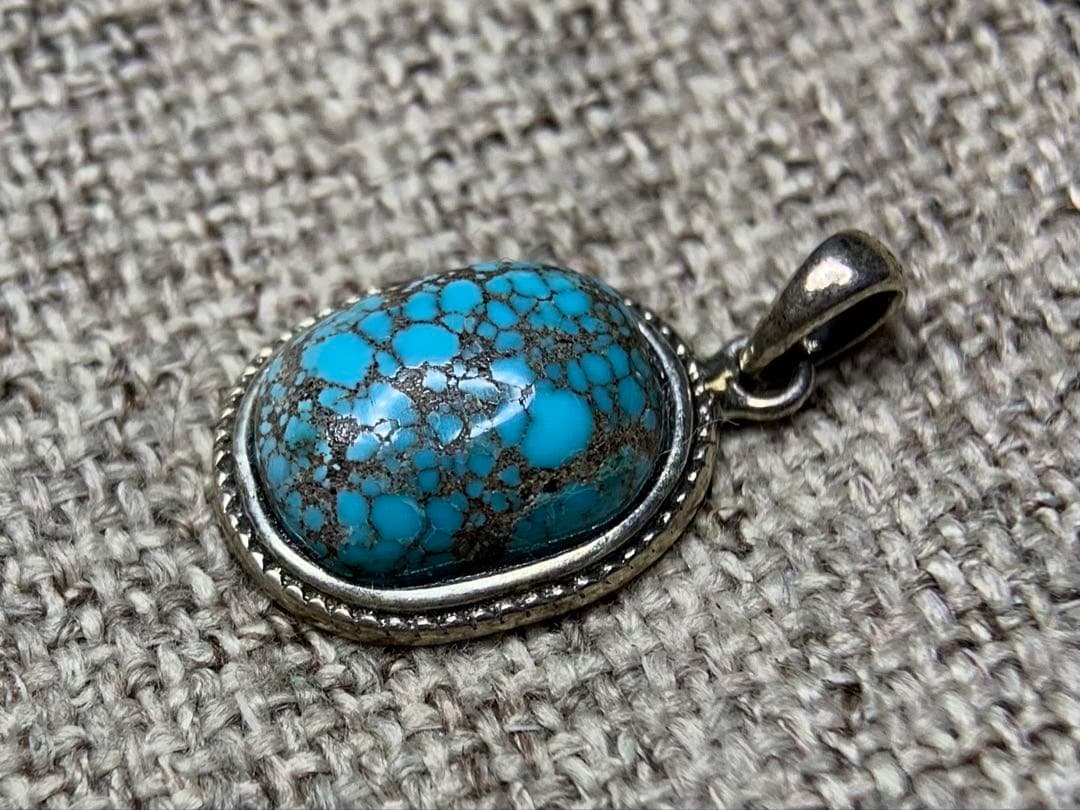 ターコイズ・ペンダント　トルコ石　天然石　tn837