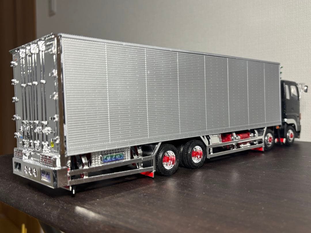 1/32 アオシマデコトラ　ヘビーフレイト　日野プロフィア　完成品