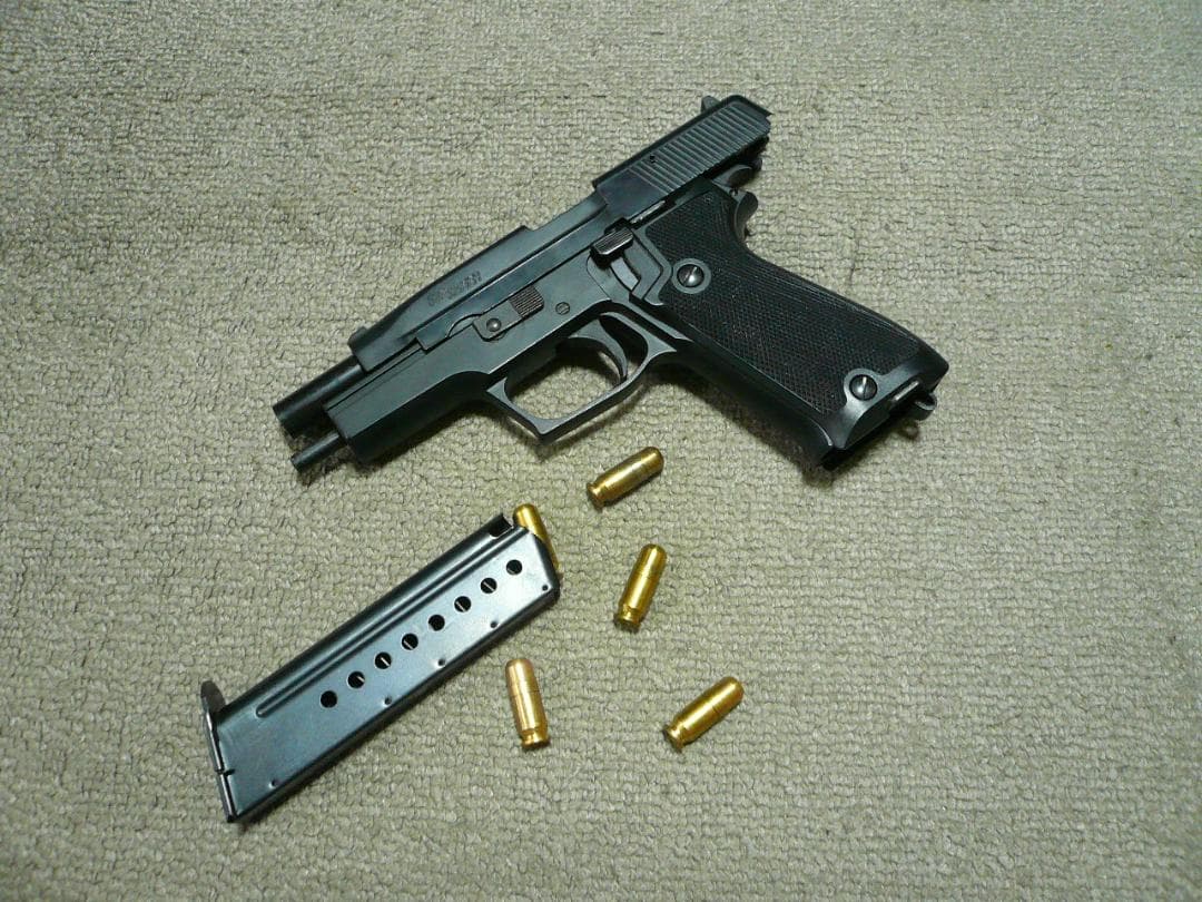MGC ブローバック モデルガン SIG SAUER P220 ABS