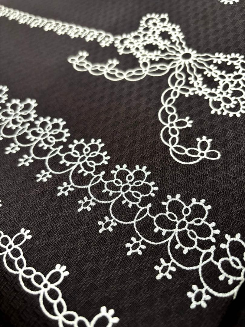 ワイヤーレース柄の名古屋帯　リボン