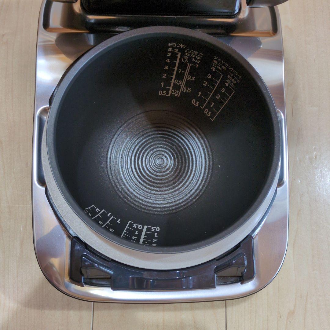 東芝 5.5合炊き 炊飯器 真空圧力IHジャー 炎匠炊き RC-10ZWP-K