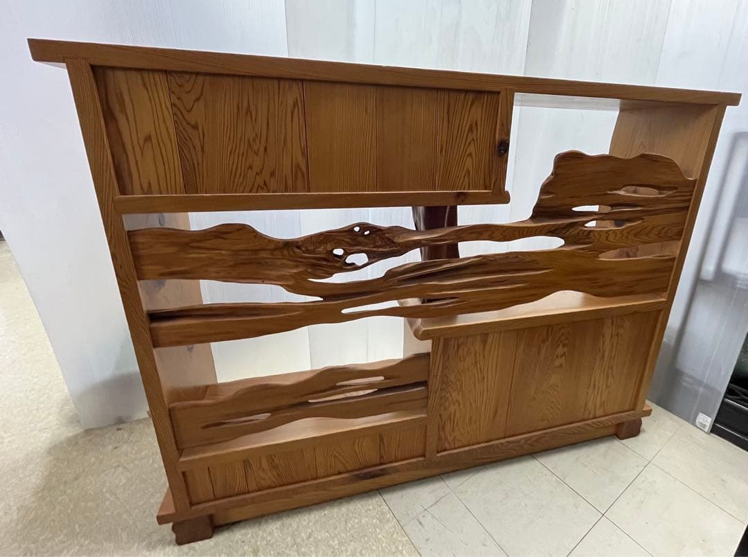 貴重　屋久杉 良質杢 飾り棚 茶棚 サイドボード リビングボード 茶箪笥