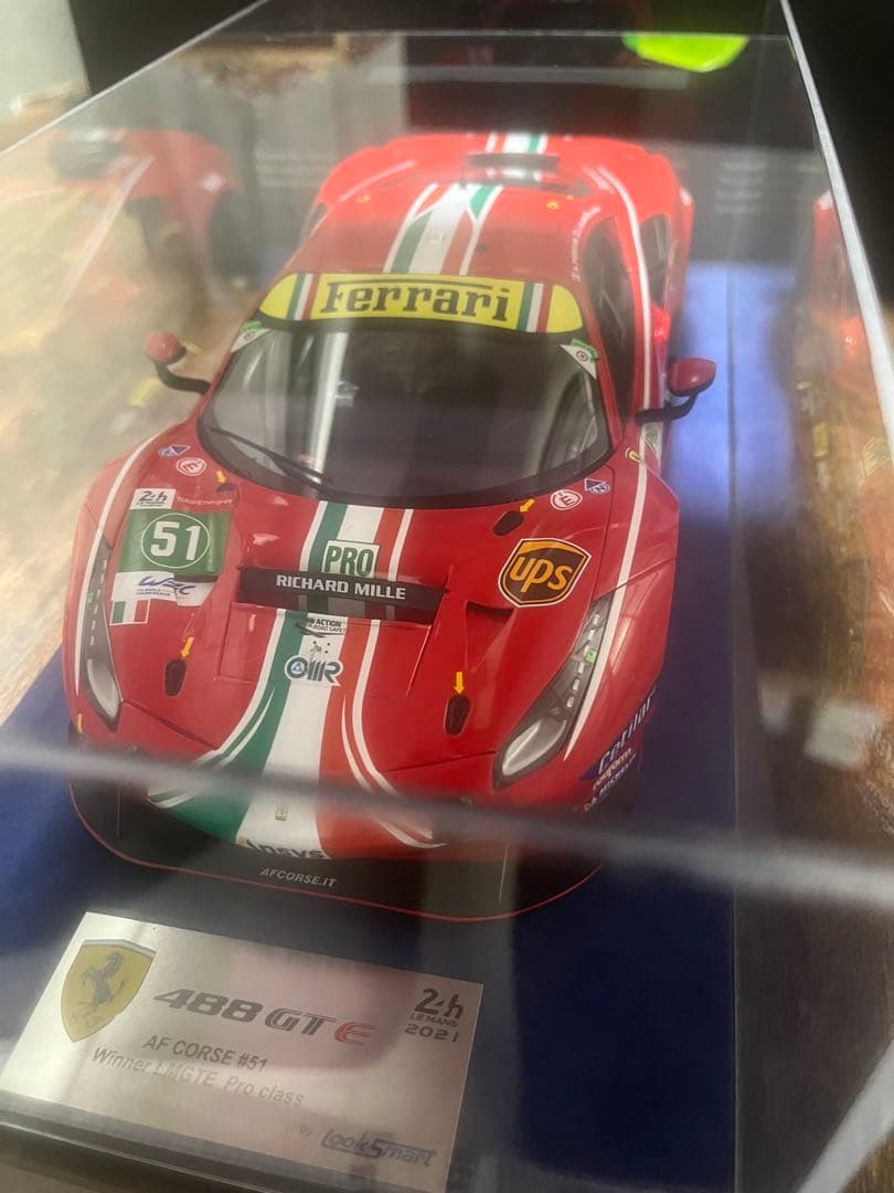 ルックスマート　1/18 Ferrari 488 GT3 ミニカー