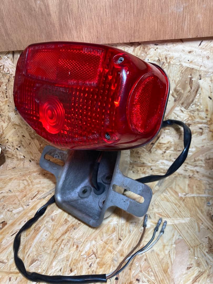 gs400lテールライト　テールブラケット　gs400 gsx400l