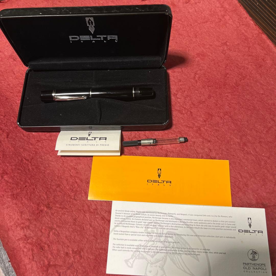 デルタ万年筆18金　ハードケース　カートリッジ3本