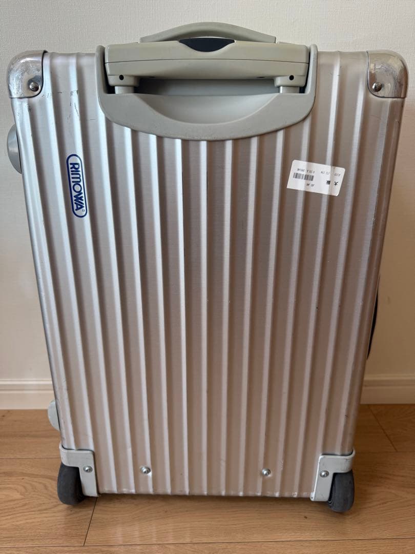 リモワ クラシックフライト 35L 機内持ち込み 2輪