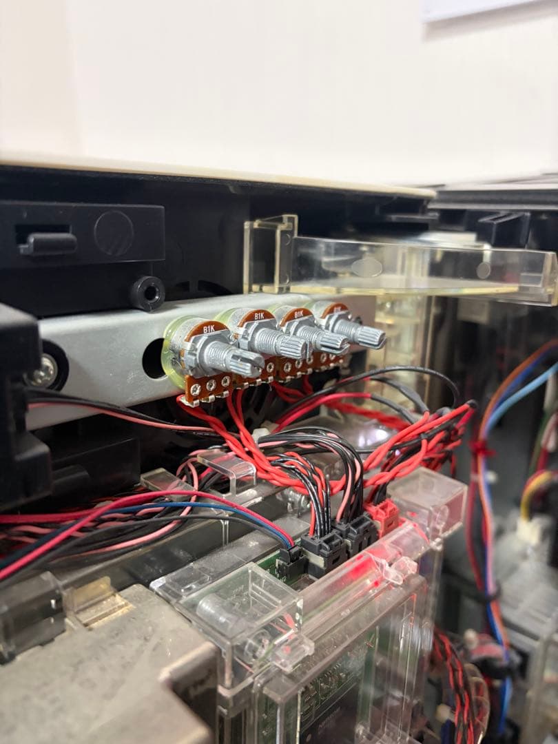 Macy まどマギ2 パチスロ機 ホワイト　自宅まで配送