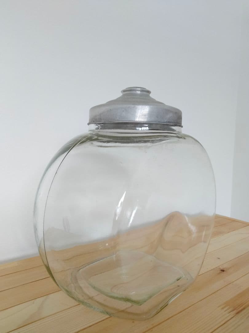 ガラス瓶　昭和レトロ キャンディポット ブリキ蓋付き　駄菓子　猫瓶　 昭和初期