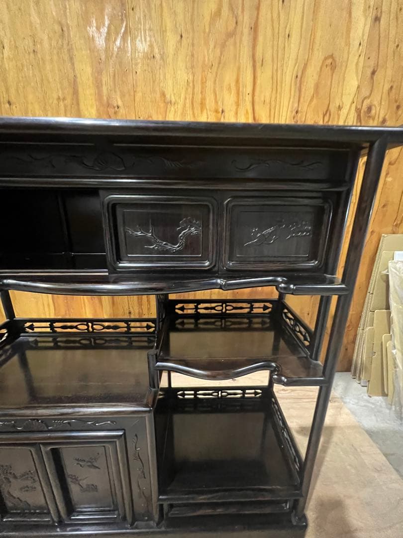 （13）船橋より出品　　唐木家具 紫檀 茶箪笥 飾り棚 中国骨董 唐草透彫り