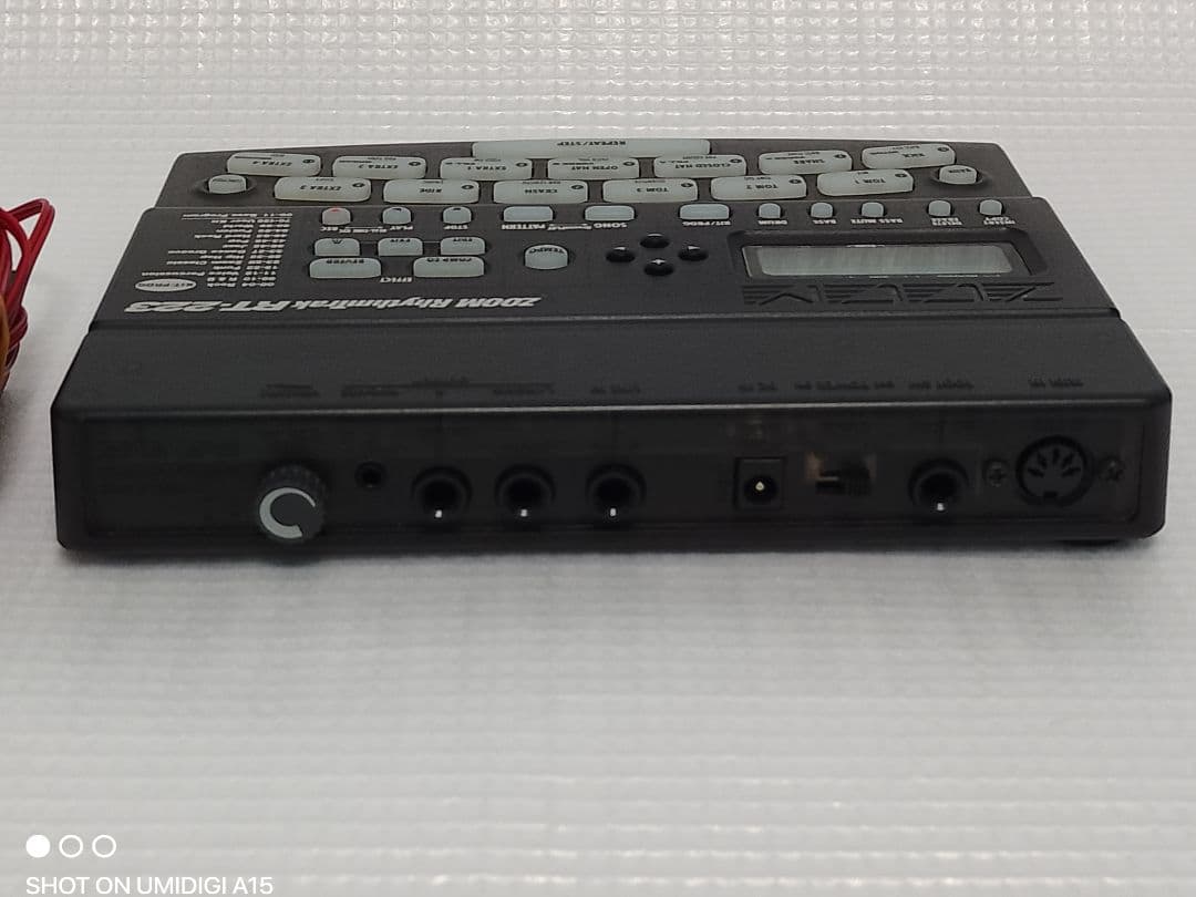 ZOOM RT-223 本体、ACアダプター（他社製改造品）、取説（WEB印刷）