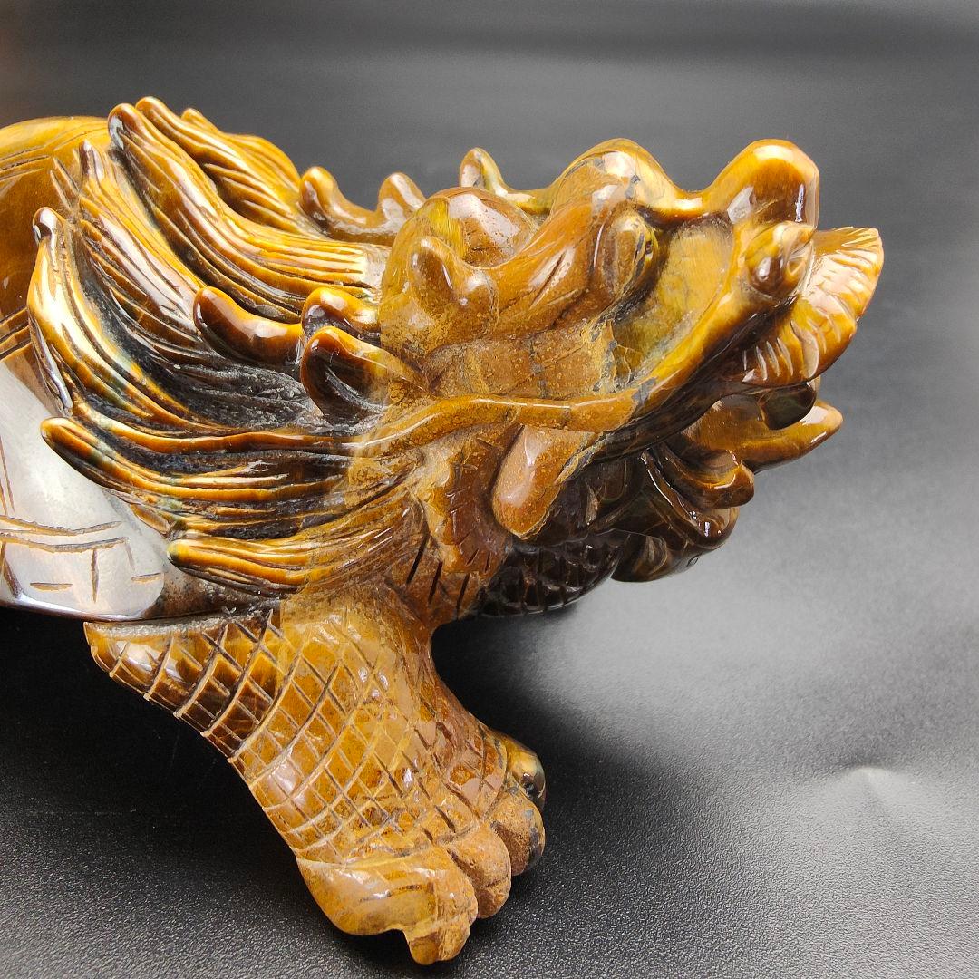 超美品　タイガーアイ　虎目石で作った龍亀(ロングイ)　天然石　風水　開運　龍　亀