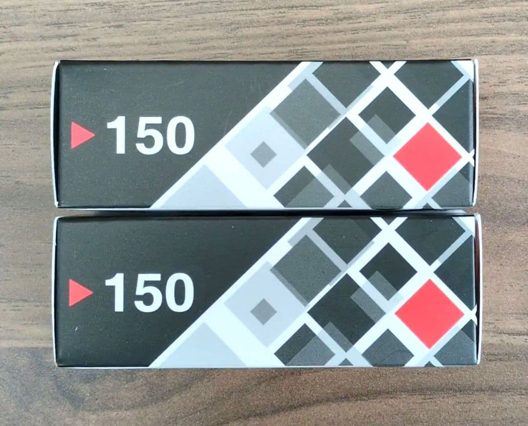 ミニカー MINI GT Chevrolet Corvette Stingray 150