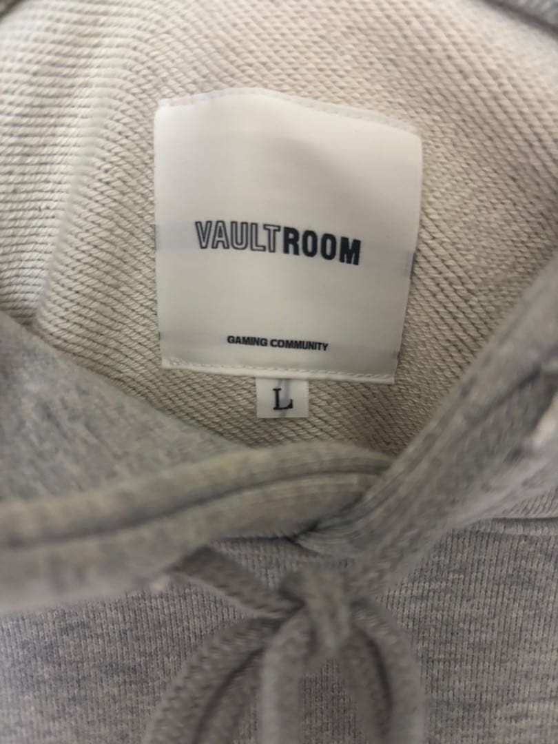 vault room 赤見かるび Nachonekoパーカー Lサイズ