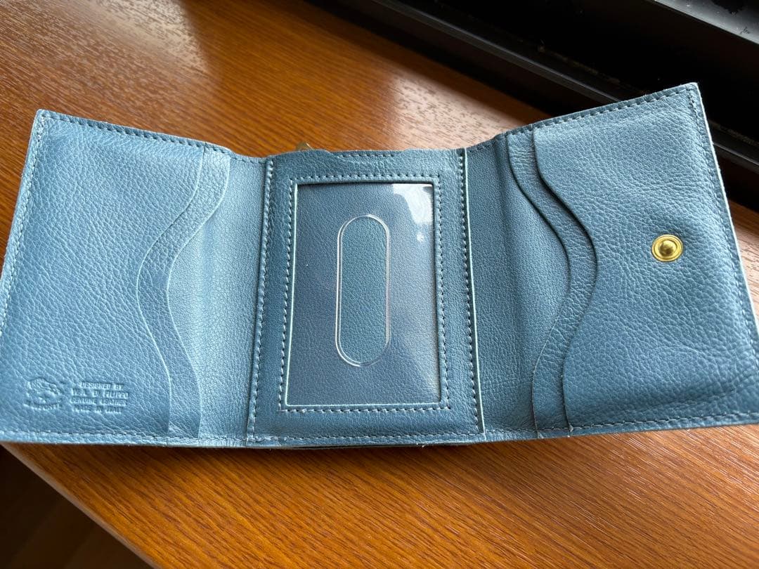 極美品✨イルビゾンテ✨三つ折り財布✨希少ターコイズブルー