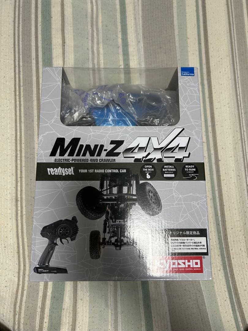 数回使用したのみ、実車で言う新古車なミニッツ4×4・ジムニーシエラ譲ります。