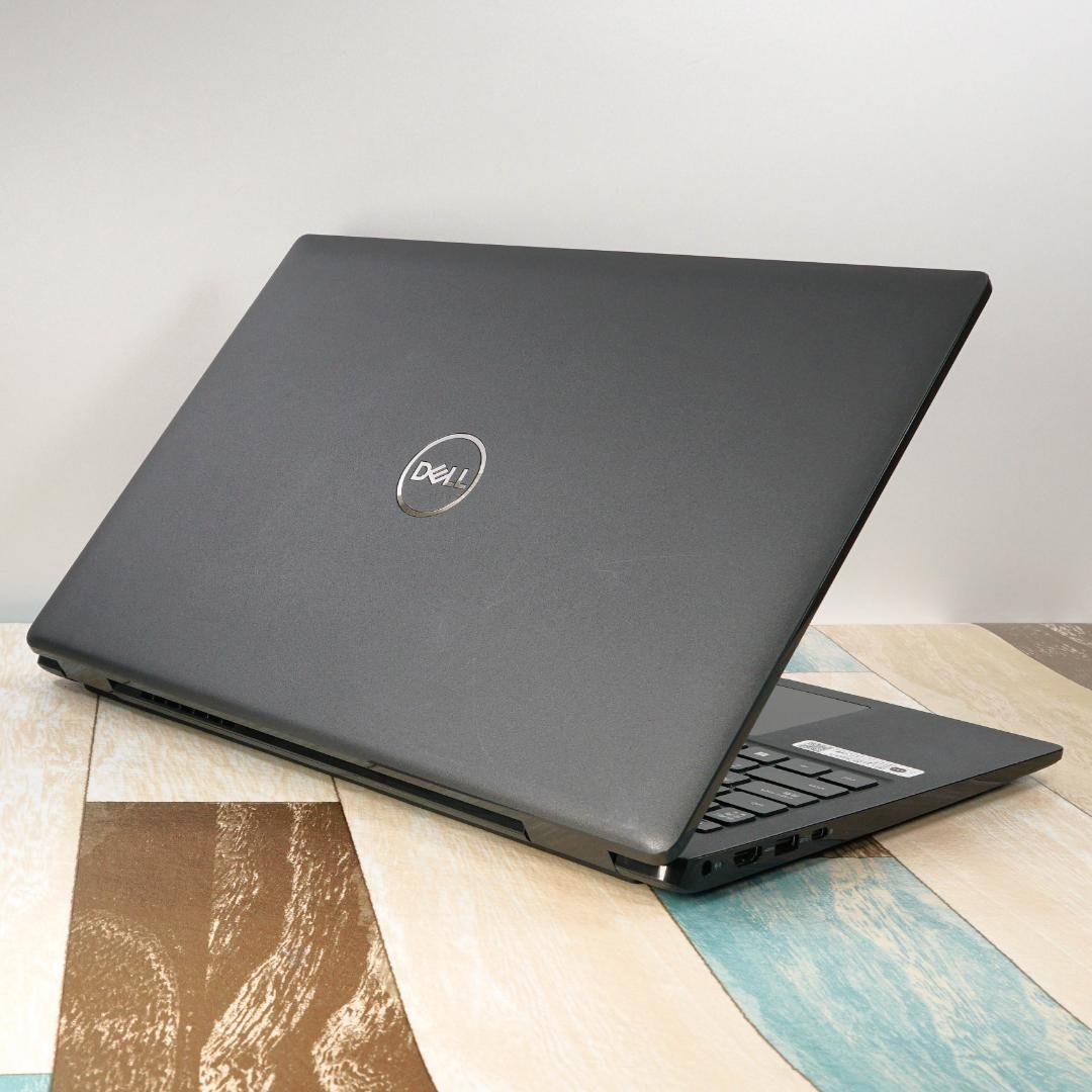 超高速大容量新品ＳＳＤ１ＴＢ搭載✨️美品でバリ速の２０２２年製✨１１世代コアｉ５