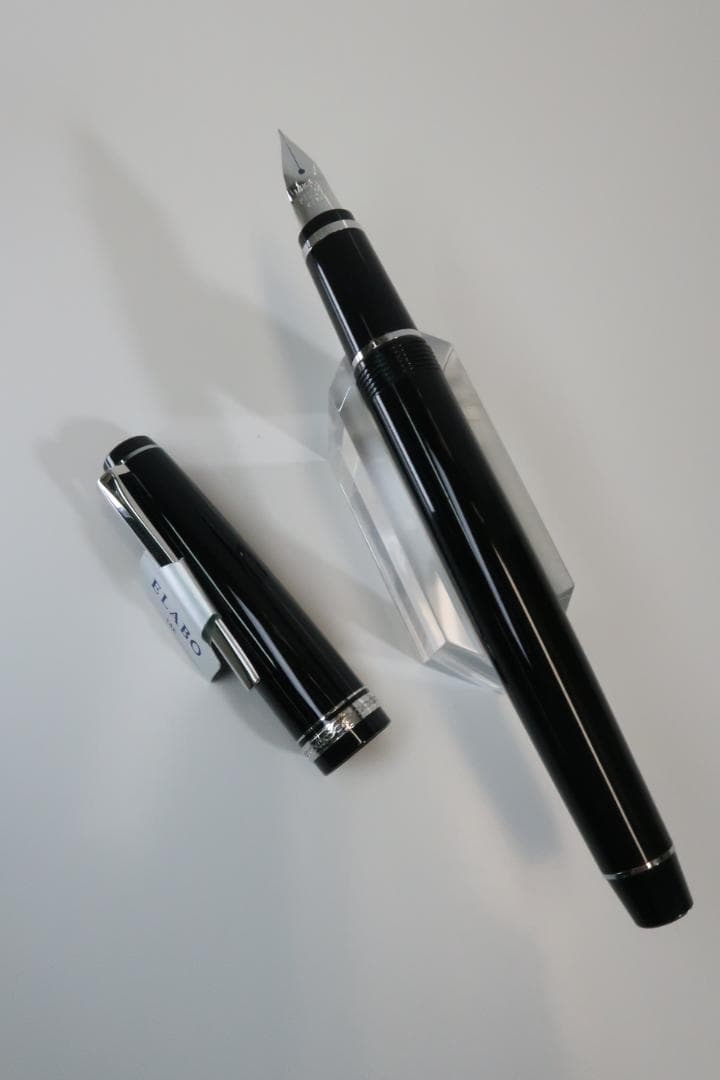 パイロット 万年筆 エラボー 14K ソフト細字