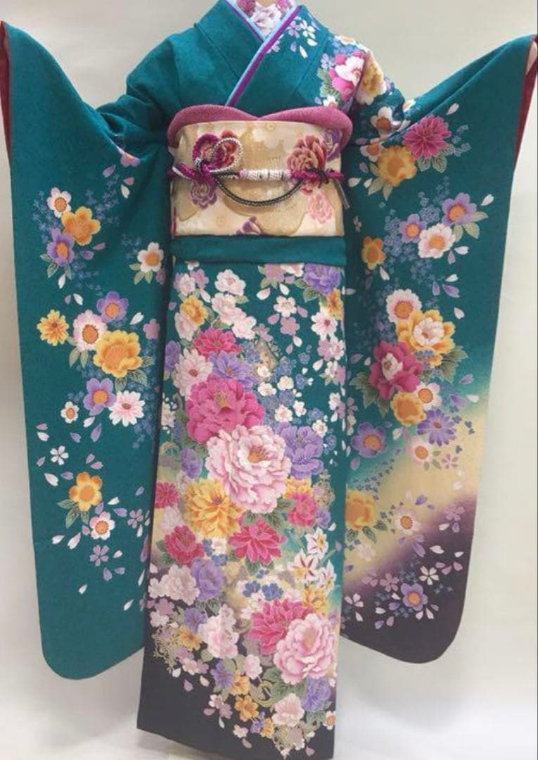 グリーン　ターコイズブルー 振袖　成人式　ショール　髪飾り　草履　バッグ一式