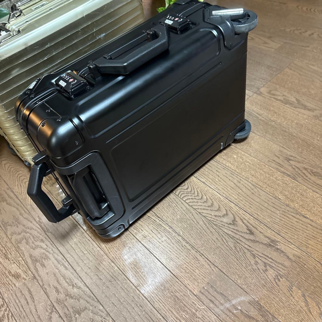 ゼロハリバートン　アメリカ製ステルス　マットブラックGeoAluminum3.0