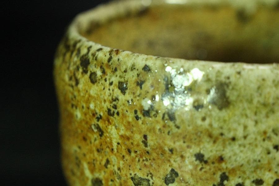 茶道具 古信楽 茶碗 在印 時代箱 骨董(K-YC524)