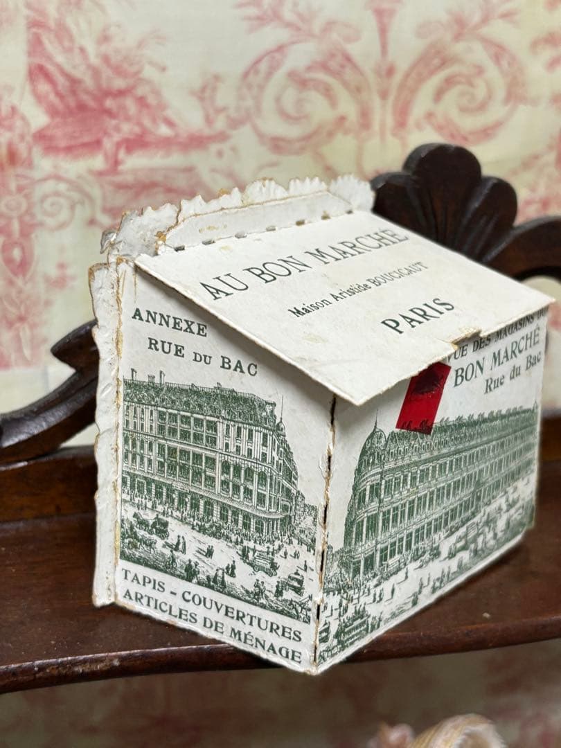 希少フランスアンティーク　ボンマルシェの立体クロモカード　長靴を履いた猫