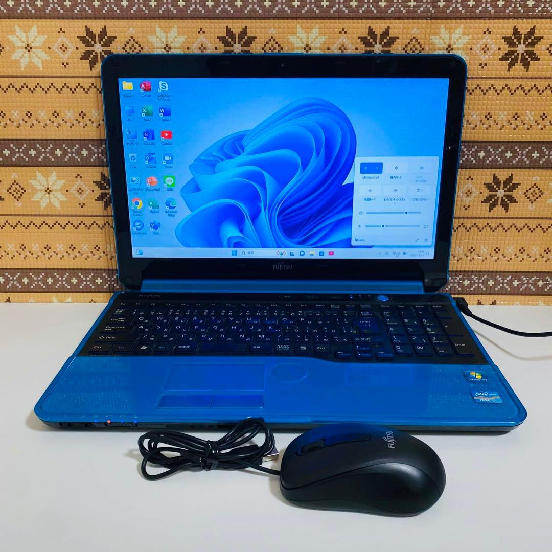 Y976 富士通ノートパソコンWEBカメラi7高速SSDサクサクWindow11