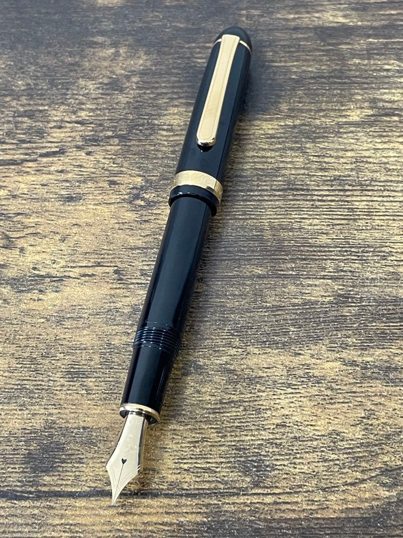 試筆のみ　細軟ニブ　14金　ゴールド×ブラック　プラチナ　万年筆